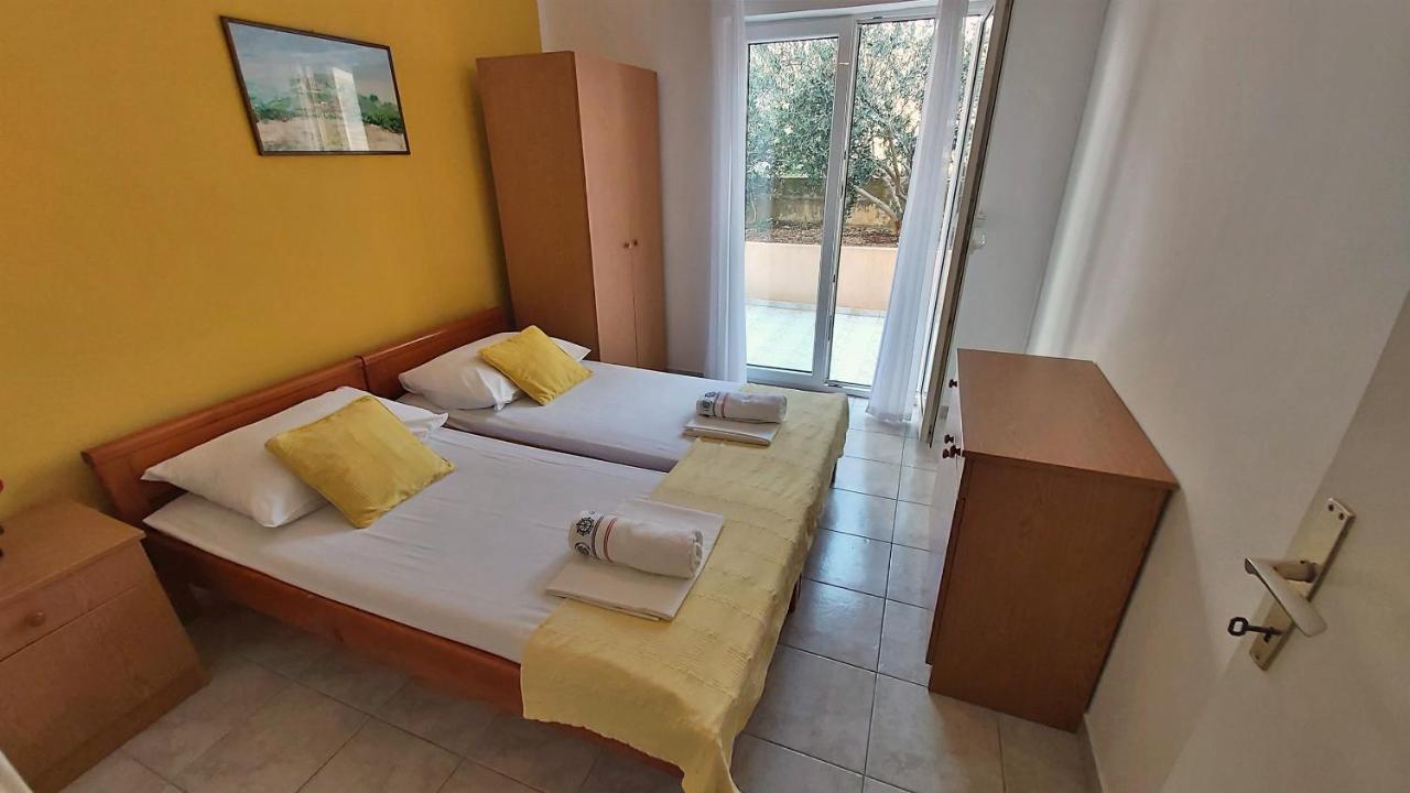 Apartments Mandalinic Omiš Exterior foto