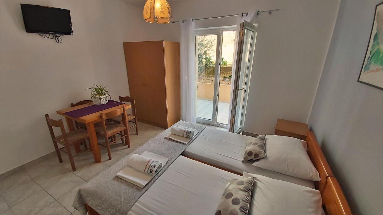 Apartments Mandalinic Omiš Exterior foto